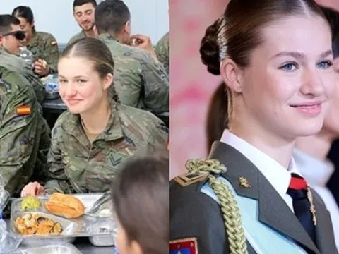 Hơn 2 tháng vắng bóng, nàng "công chúa xinh đẹp nhất châu Âu" gây bất ngờ với vẻ giản dị trong trang phục rằn ri, ăn cơm cùng đồng đội