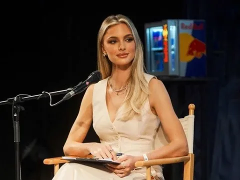 “Điêu đứng” trước nữ BTV thể thao quyến rũ nhất thế giới: Từng đăng quang Hoa hậu Hoàn vũ, 14 tuổi đã làm người mẫu