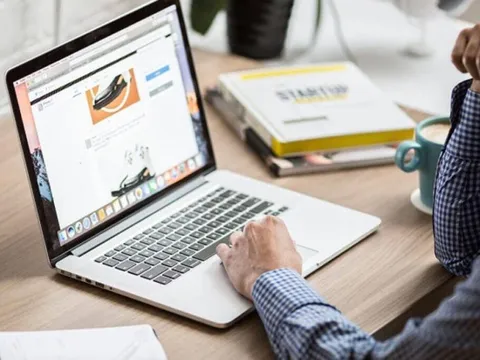 Vì sao sàn thương mại điện tử vẫn là thiết yếu trong chiến lược bán hàng trực tuyến?