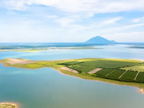 Phát hiện một hòn ngọc xanh nhân tạo cách TP Hồ Chí Minh chỉ 100km, được ca ngợi "lớn nhất Đông Nam Á"