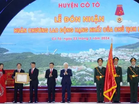 Quảng Ninh: Huyện đảo Cô Tô đón nhận Huân chương Lao động hạng Nhất