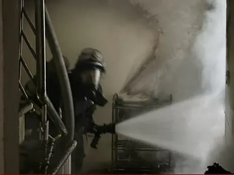 Hà Nội: Cháy nhà trong ngõ trên phố Đào Tấn