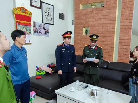 Bắt nữ giám đốc mua bán hoá đơn 'khủng' tại Hà Nam