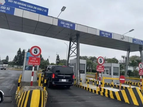 Từ ngày 5/5, đồng loạt triển khai thu phí không dừng tại 5 sân bay