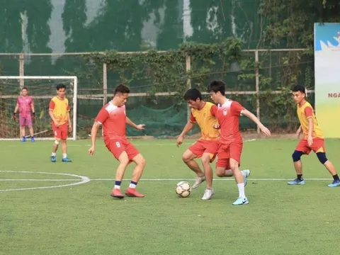 Trung ương Hội Luật gia Việt Nam và Viện KSND tối cao giao hữu bóng đá