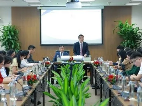 Không có giới hạn cho sự sáng tạo đối với tác phẩm thông tin đối ngoại