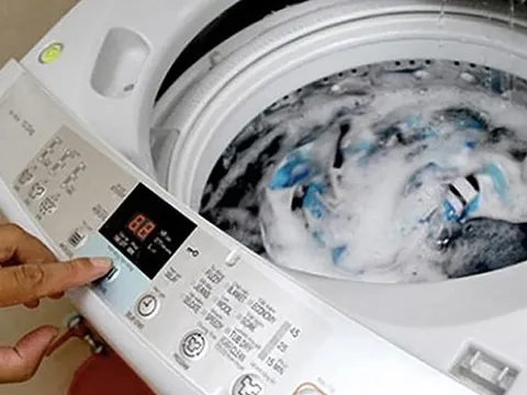 EVN gợi ý 6 mẹo dùng máy giặt để tiết kiệm điện, nước ngày hè