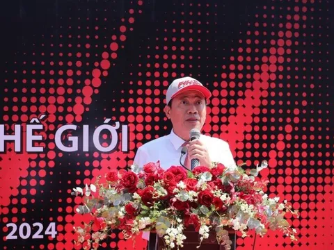 Chủ tịch Bình Định: Nhân rộng mô hình kinh tế thể thao biển