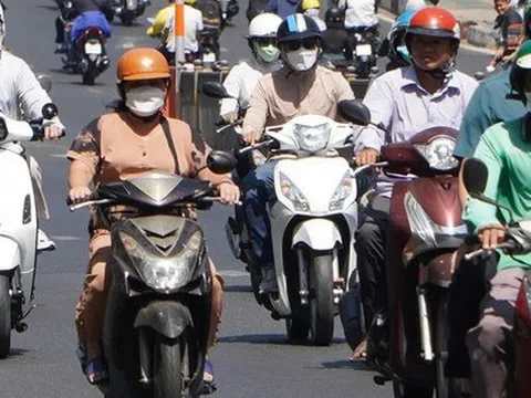 Đợt nắng nóng đầu tiên trong năm 2024 ở miền Bắc