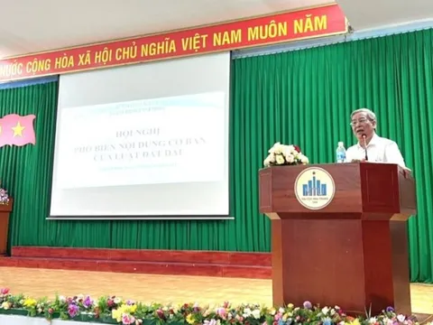 Phổ biến những điểm mới của Luật Đất đai cho cán bộ, người lao động