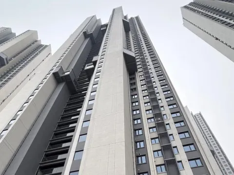 Tôi 56 tuổi, sống ở chung cư cao tầng 12 năm, giờ tôi 'bán tống, bán tháo' chuyển xuống tầng 1: Quyết định thật đúng đắn, đáng lẽ tôi nên chuyển sớm