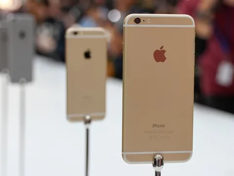Mẫu iPhone bán chạy nhất lịch sử vừa được Apple tuyên bố "lỗi thời"