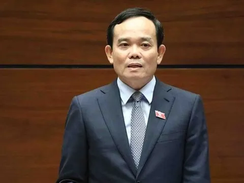 Phó Thủ tướng Trần Lưu Quang và Bộ trưởng Nội vụ Phạm Thị Thanh Trà nhận thêm nhiệm vụ