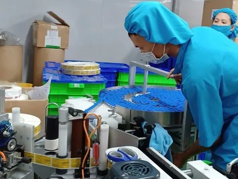 Đề xuất giảm giờ làm dưới 48 giờ/tuần: Doanh nghiệp và người lao động nói gì?