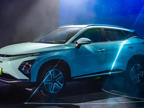 'Nước cờ nhanh' của tập đoàn vừa ký đầu tư 20.000 tỷ vào Việt Nam: Toyota chịu sức ép lớn!