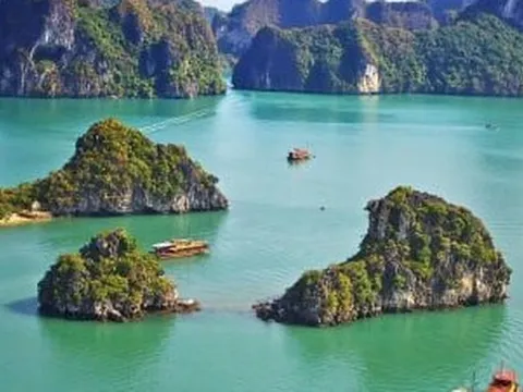 Top những địa điểm du lịch Việt Nam nổi tiếng nhất