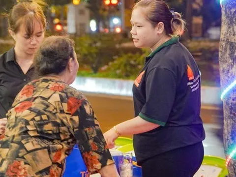 Đi làm xuyên kỳ nghỉ lễ người lao động được tính lương, thưởng như thế nào?