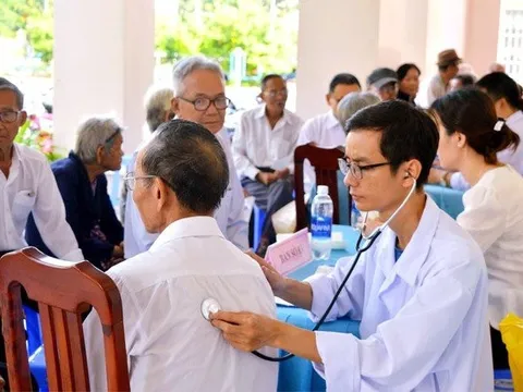 Tp.HCM: Triển khai tầm soát các bệnh không lây phổ biến cho người già