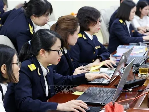 Nhiều khoản thu đạt khá, đã hoàn thuế gần 32.000 tỷ đồng