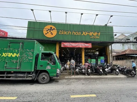 Chân dung ông lớn Trung Quốc vừa chi 1,8 nghìn tỷ đồng mua cổ phần Bách hóa xanh, gia nhập cuộc chơi bán lẻ tỷ USD của Việt Nam, cạnh tranh với Winmart, Coopmart...
