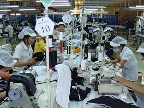 Đề xuất chuyển vùng, nhiều người được tăng lương 2 lần?