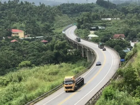 Nguồn vốn nâng cấp cao tốc rất lớn, Bộ GTVT đề xuất phân kỳ thực hiện