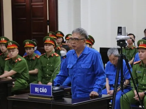 Ông Đỗ Hữu Ca bất ngờ thay đổi lời khai, nhận tội