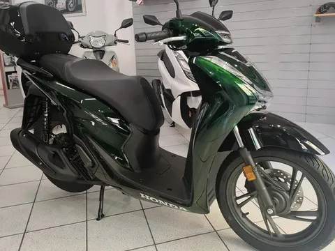 Honda SH Vetro bản giới hạn đầu tiên về Việt Nam