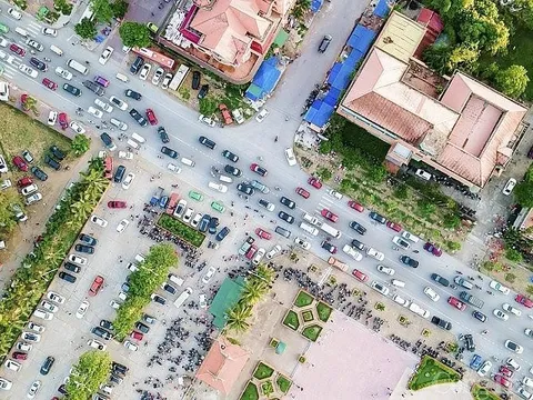 Những gia đình kinh doanh ngành gì có tỷ lệ sở hữu ô tô cao nhất?