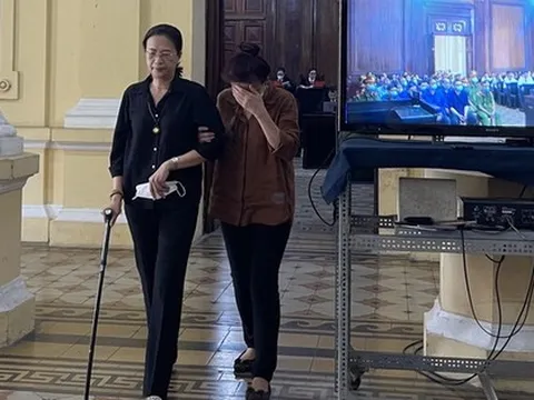 Cựu phó cục trưởng Cục Thuế TP HCM Nguyễn Thị Bích Hạnh tiếp tục hầu tòa