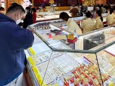 Cơn sốt vàng tiếp tục tăng, thị trường “ngóng” chờ sửa đổi Nghị định 24