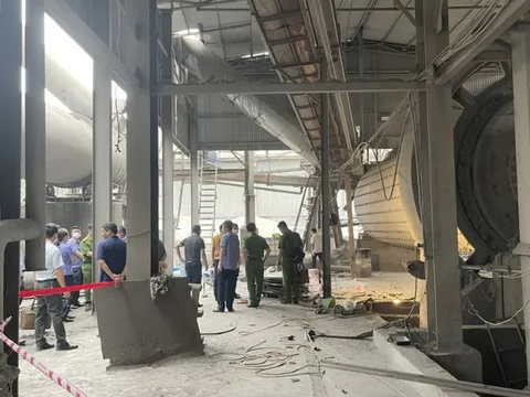 Công nhân kể lại vụ tai nạn làm 7 người tử vong ở Yên Bái: Máy nghiền bất ngờ hoạt động khi đang sửa chữa