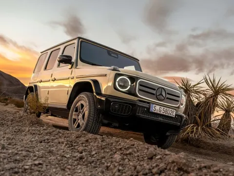 Mercedes-Benz G-Class thuần điện chính thức ra mắt: Thiết kế gần như bê nguyên bản thường, mạnh tới 579 mã lực, nhưng đây mới là con số ấn tượng nhất