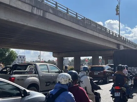 CLIP: Bất ngờ hình ảnh trên đường cao tốc, quốc lộ qua Đồng Nai ngày đầu nghỉ lễ