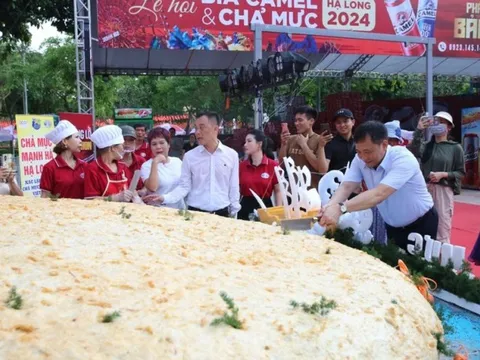 Gần 50.000 du khách đến Hạ Long trong ngày đầu nghỉ lễ 30/4 - 1/5