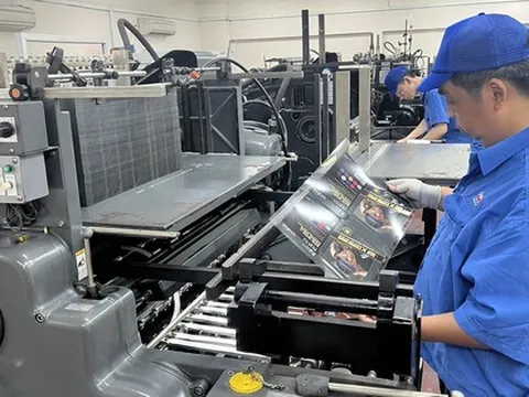 Lương cao gấp ba, nhiều công nhân tự nguyện làm việc xuyên lễ