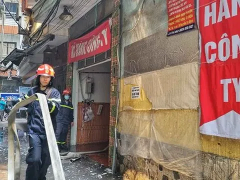Hà Nội: Cháy nhà 4 tầng trên phố Nguyễn Thị Định