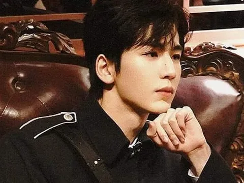 Mỹ nam Hoa ngữ đẹp như soái ca, chị em đứng hình vì sốc "visual"