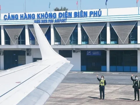 Sân bay Điện Biên: Lượng khách tăng vọt trước thềm đại lễ