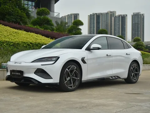 BYD Việt Nam lên tiếng sau khi hệ thống đại lý lớn nhất rút lui: Chúng tôi còn nhà đầu tư khác, kế hoạch sắp tới không ảnh hưởng