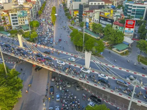 Vành đai huyết mạch hơn 2 tỷ USD ở Hà Nội có tín hiệu mới - ùn tắc nội đô sẽ được 'giải cứu' nhờ cầu cạn?