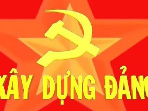 Khai trừ ra khỏi Đảng Chánh Thanh tra, nguyên Phó Chủ tịch huyện, nguyên Bí thư, Chủ tịch thị trấn