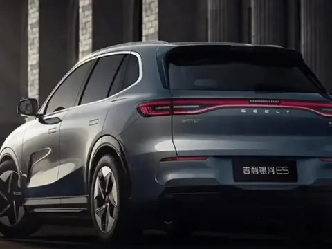 Mẫu SUV giá rẻ đối đầu Mazda CX – 5 chính thức trình làng: Giá quy đổi hơn 500 triệu đồng, phạm vi hoạt động kết hợp 2.000 km