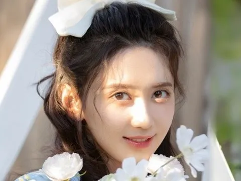 "Tiểu tam" đang gây phẫn nộ nhất showbiz: Qua lại với tài tử đáng tuổi cha để lấy 1 tỷ đồng, bị chính thất bóc mẽ nhiều tình tiết sốc