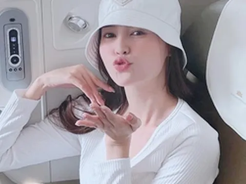 Sau 7749 thị phi liên tiếp, Lan Ngọc đã sang Úc