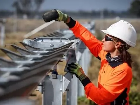 Trung Quốc đang nắm giữ ‘át chủ bài năng lượng’ giá rẻ mà cả thế giới thèm khát: Kiểm soát 80% chuỗi cung ứng, tốc độ tăng trưởng vượt xa Mỹ, châu Âu