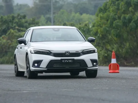 Phân khúc xe huy hoàng một thời giờ doanh số siêu thảm: 5 mẫu xe cộng lại chỉ bán 900 chiếc/tháng, xe ‘quốc dân’ cũng chẳng ai ngó