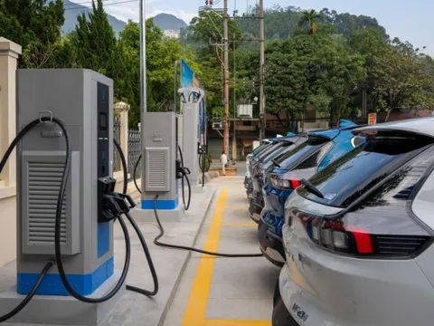 VinFast vừa ký một thỏa thuận, ngay lập tức có thêm 700.000 cổng sạc cho xe điện tại châu Âu