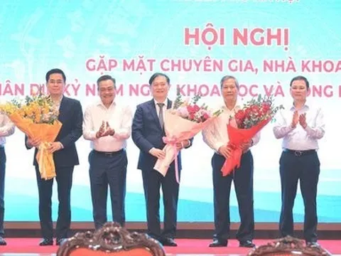 Hà Nội tri ân các chuyên gia, nhà khoa học