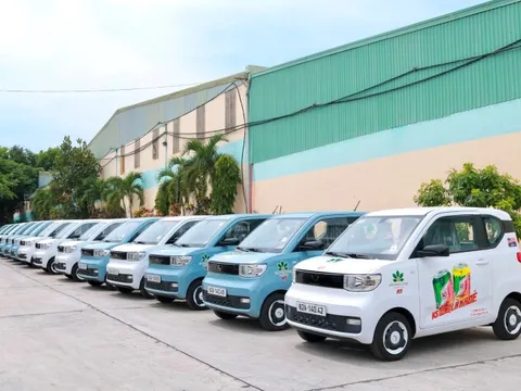 Sau dịch vụ taxi điện mini đầu tiên, lại có thêm khách sộp "chốt đơn" 20 chiếc Wuling Mini EV để phục vụ kinh doanh